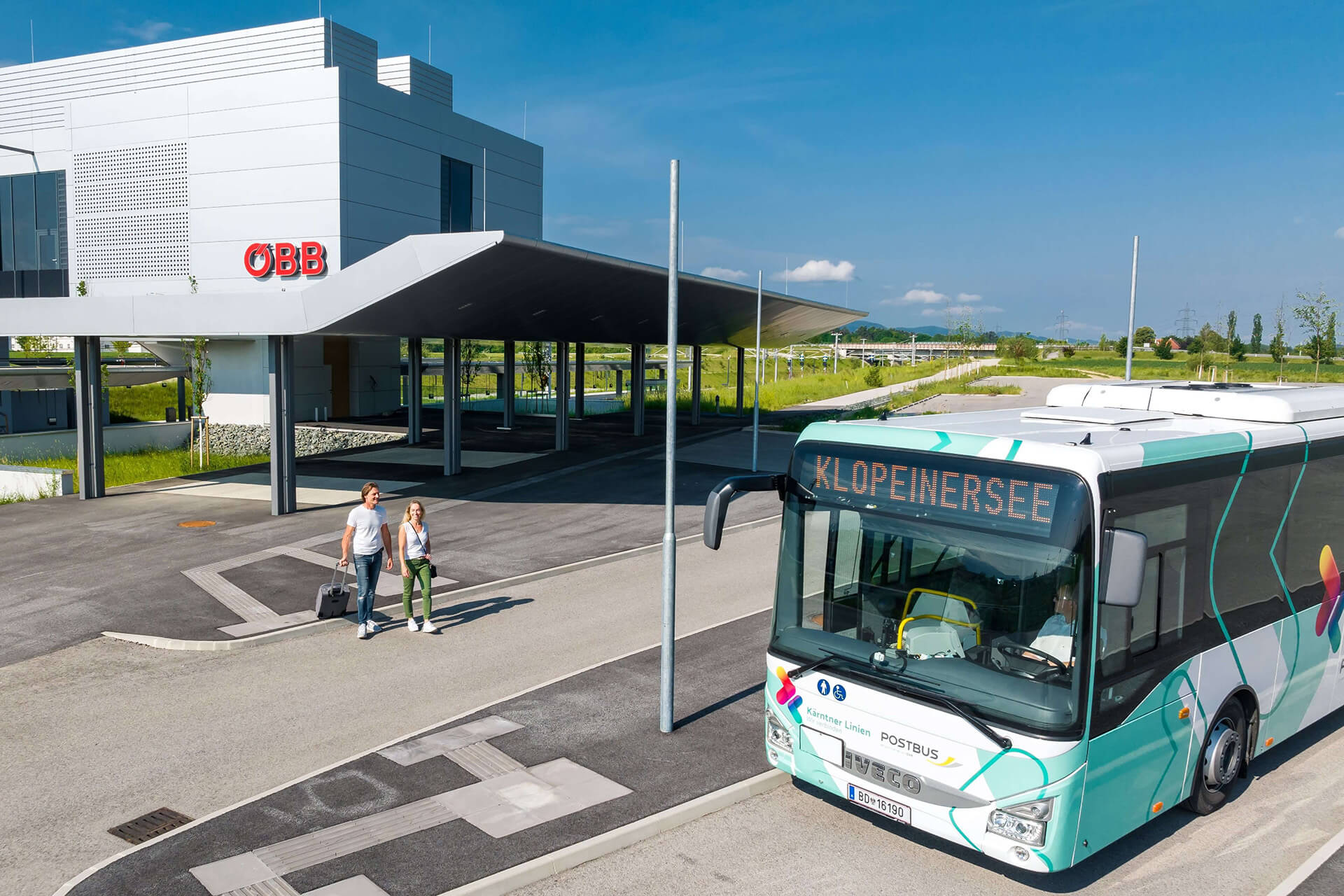 Bus am Bahnhof Völkermarkt-Kühnsdorf – Anreise zum Klopeiner See
